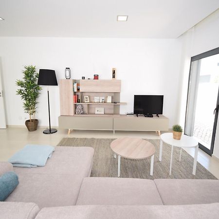 Modern Villa With Private Pool Near The Beautiful Beach Of Foz De Arelho Nadadouro Exterior foto